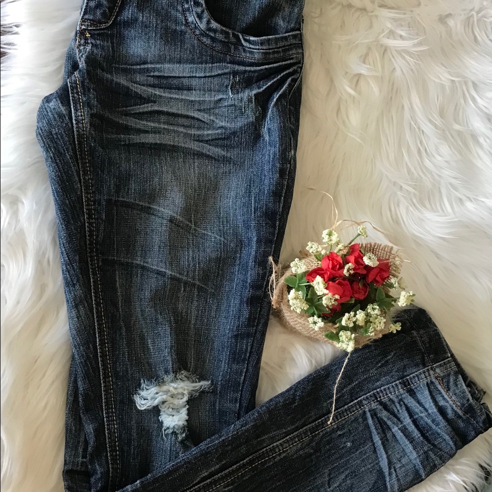 Doll house woman’s jeans size 7